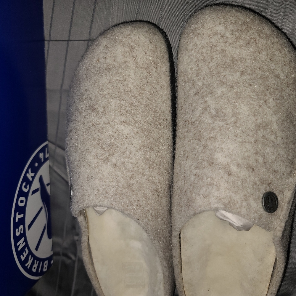 Birkenstock Slippers - Picture 12 of 16